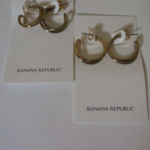 Banana Republic Two Tone Interlocking Hoop Earring - Picture 1 of 5